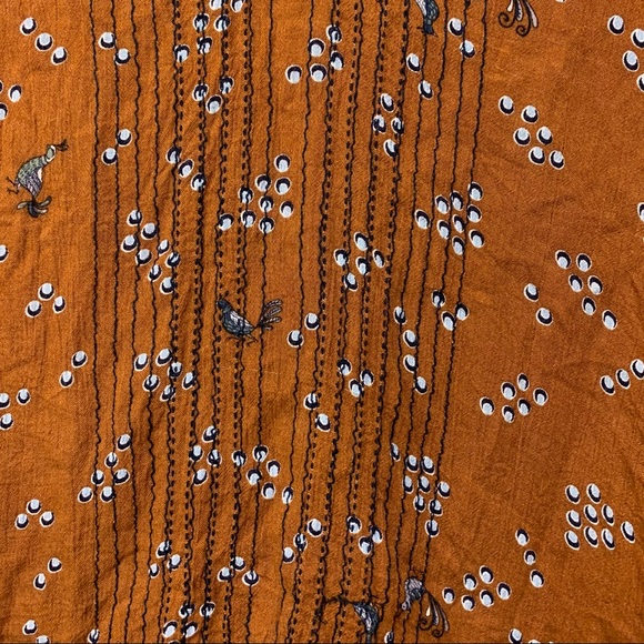 Hinge Peasant Blouse - Picture 3 of 10